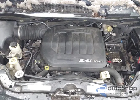 2012 Chrysler Town & Country Touring from USA, damaged, VIN 2C4RC1BG0CR400245